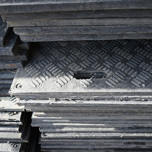 Gebruikte kunststof rijplaat 240x120x2 cm