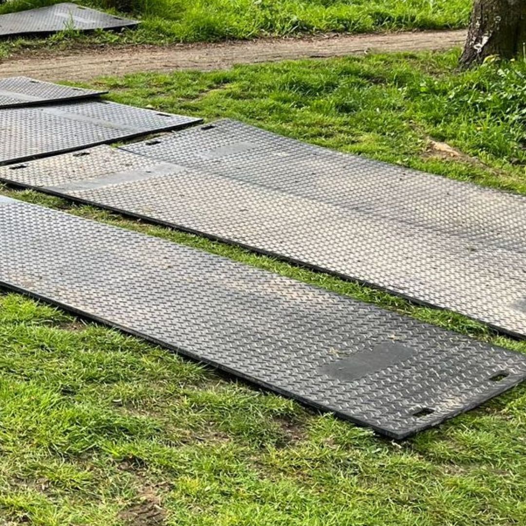 Gebruikte rijplaat 300x100x1,5 cm HD