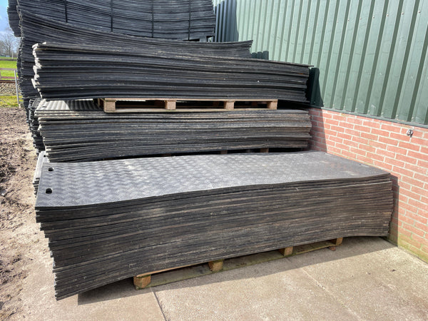 Vol pak kunststof rijplaten 300x100x2 cm 35 stuks
