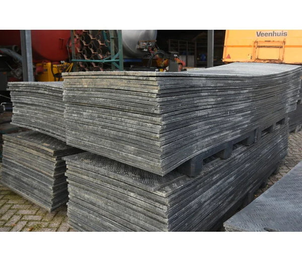 Vol pak gebruikte HD rijplaten 300x100x1,5 cm 35 stuks